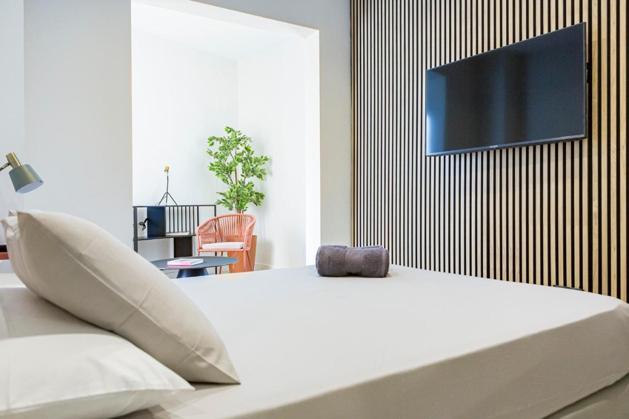 מאלגה Valentin Suites מראה חיצוני תמונה