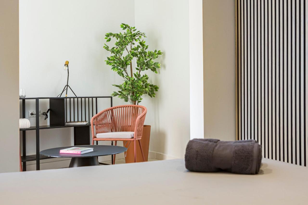 מאלגה Valentin Suites מראה חיצוני תמונה